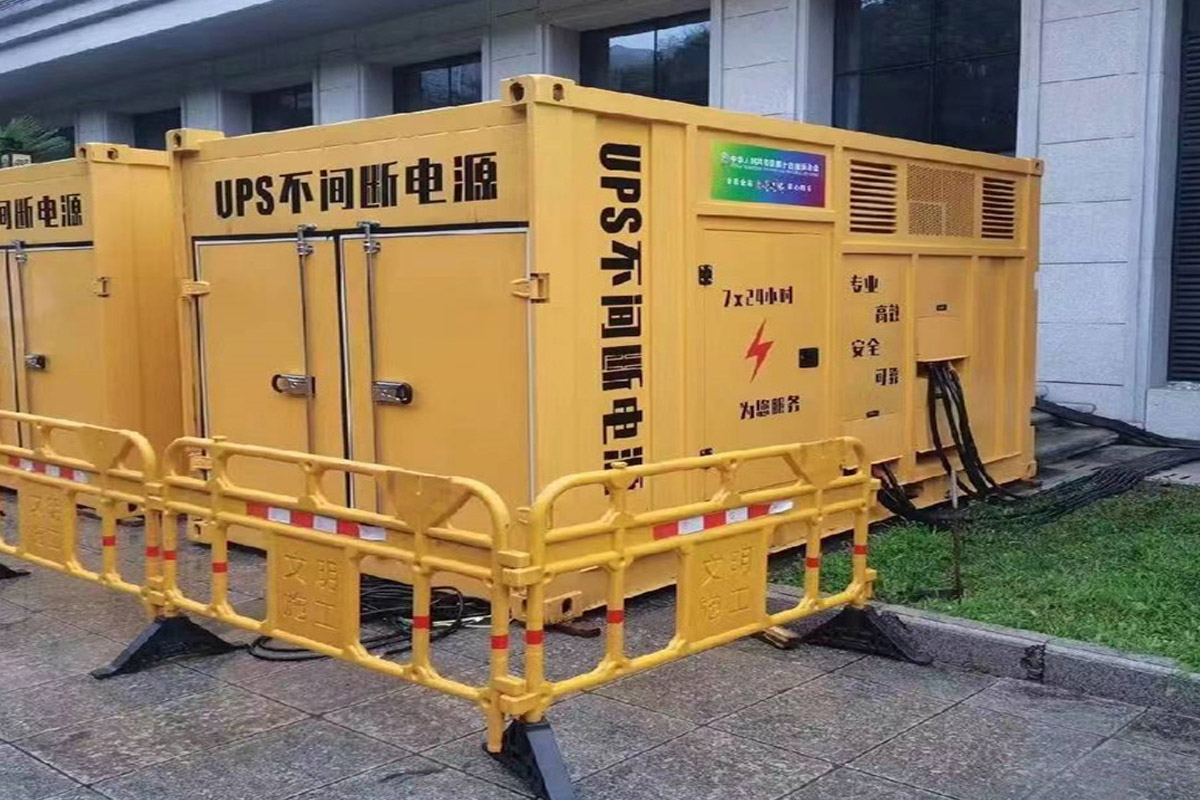 秦淮发电机租赁施工现场